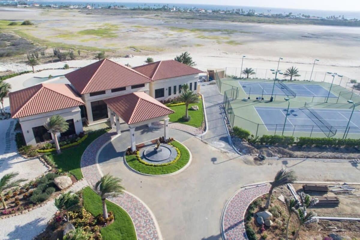 Wonder Apartment In Gold Coast With Private Pool شاطئ بالم المظهر الخارجي الصورة